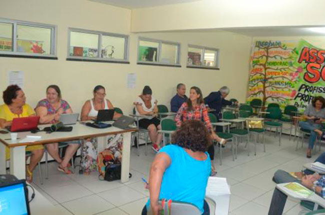 Imagem da reunião entre o CRESS-CE e o CFESS em Fortaleza