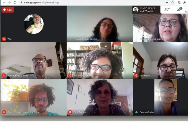 Print da imagem da reunião virtual, mostrando, em telas separadas, os rostos de participantes do evento.