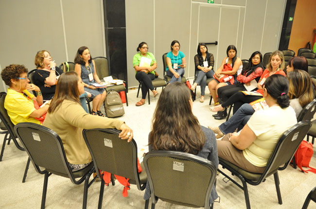 CFESS organizou reunião com assistentes sociais no evento (foto: Diogo Adjuto)