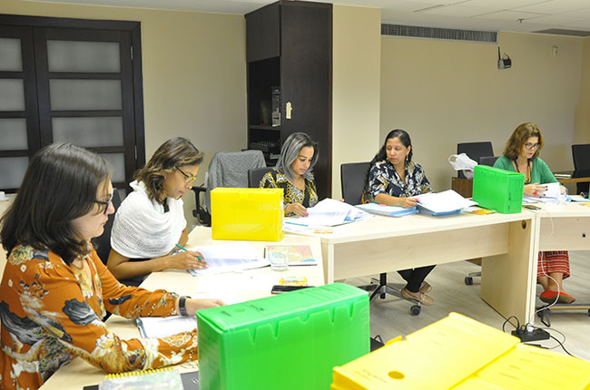 Imagem das assistentes sociais reunidas durante a comissão especial 2019.