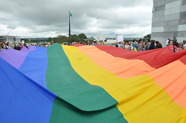 Imagem da 3ª Marcha Nacional LGBT, em Brasília, em 2012