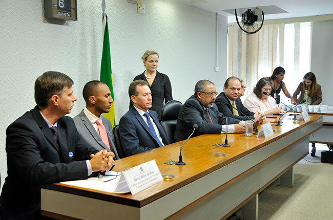 Imagem da audiência pública realizada no Senado Federal, sobre a violência contra trabalhadores no Paraná