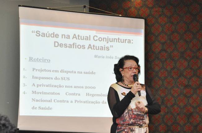 Professora Inês Bravo fala sobre a atual conjuntura na Saúde pública brasileira 